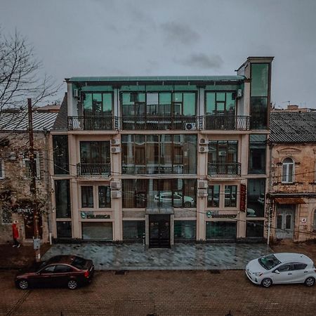 Discovery Hotel Кутаиси Екстериор снимка
