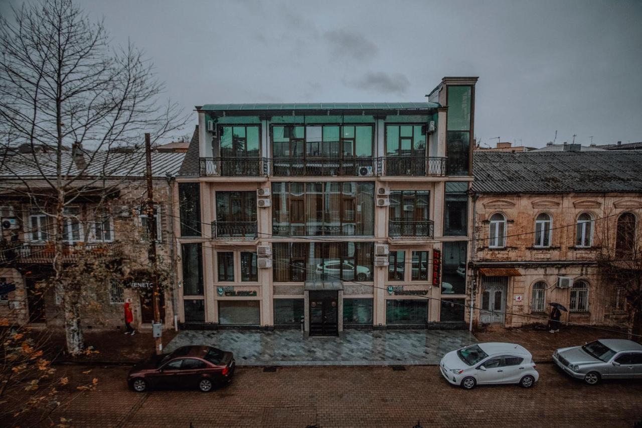 Discovery Hotel Кутаиси Екстериор снимка